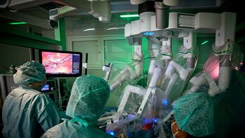 Bild Operation mit dem DaVinci Robotersystem