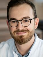 Portraitfoto von Lukas Wintrath