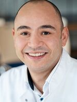 Portraitfoto von Dr med Sherif Akram Metwalli M Sc