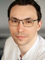 Portraitbild Dr med Christoph Pfeiffer