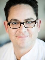 Portraitfoto von Dr med Stefan Hellmich