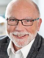 Portraitbild Dr med Wolfgang Schmidt Barzynski