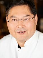 Portraitfoto vom Leitenden Oberarzt Altankhuyag Ganjuur